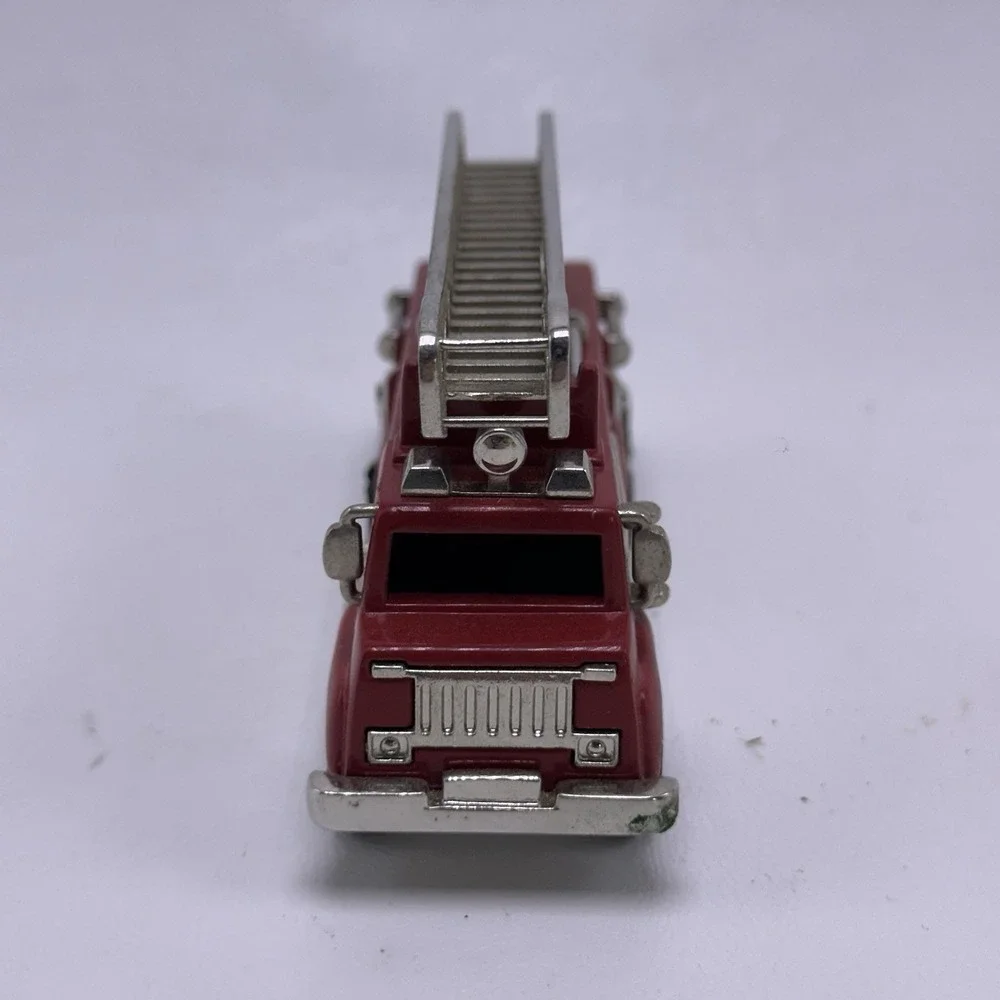 Vintage Timex Fire Truck Desk Clock Diecast Ladder Truck 4.5